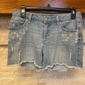 Jennifer Lopez Distressed Denim Shorts with Floral Pearl Embellishments Size 4